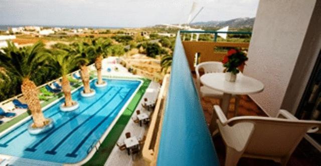 Nikos Hotel Malia Buitenkant foto