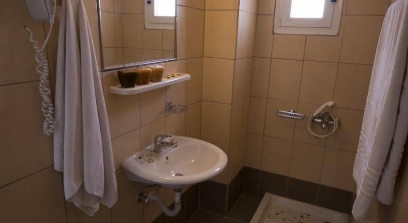 Nikos Hotel Malia Buitenkant foto